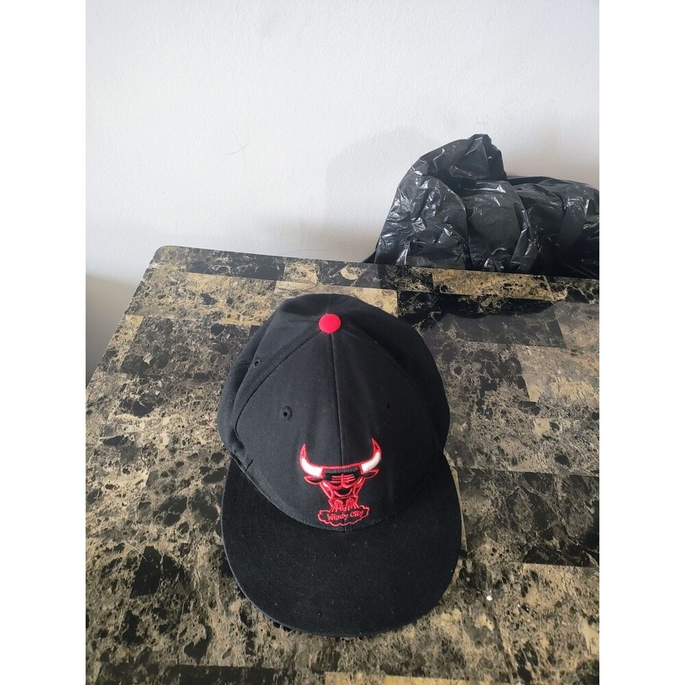 New Era 59Fifty NBA Chicago Bulls Windy City Black Red Hat/Cap Size 7 5/8